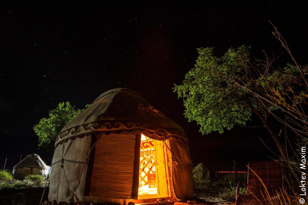 Hotel Ethno Complex Oimo Tash Kaji-Say Exterior foto